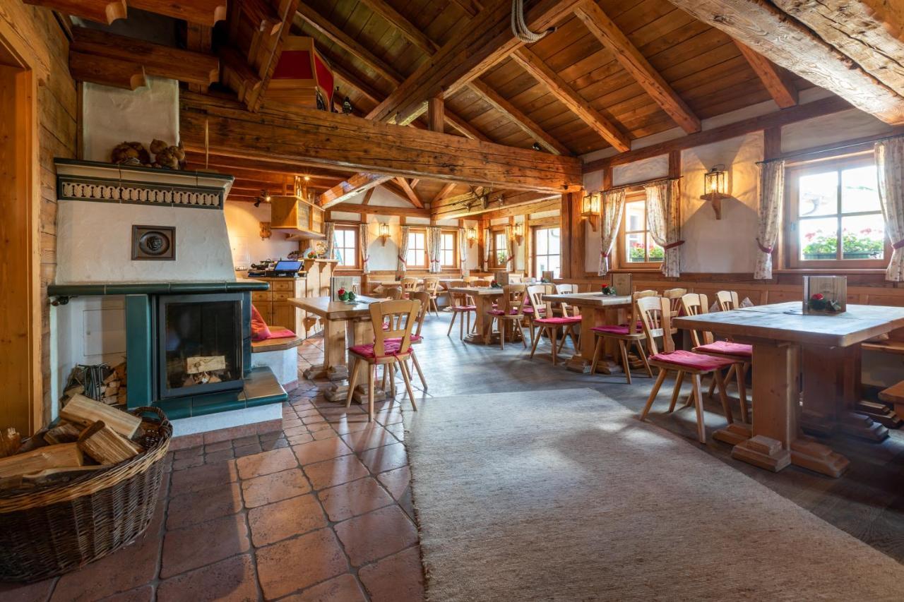 Sackmanns Wanderhotel Löwen Baiersbronn Exteriör bild